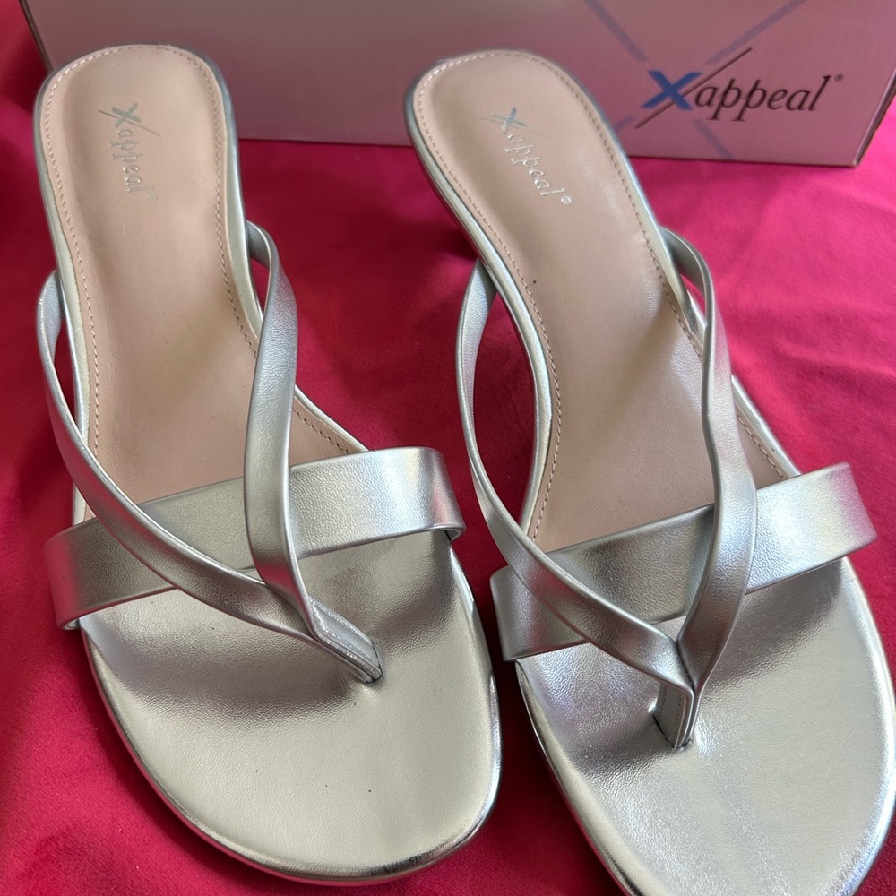 Xappeal Silver kitten heel